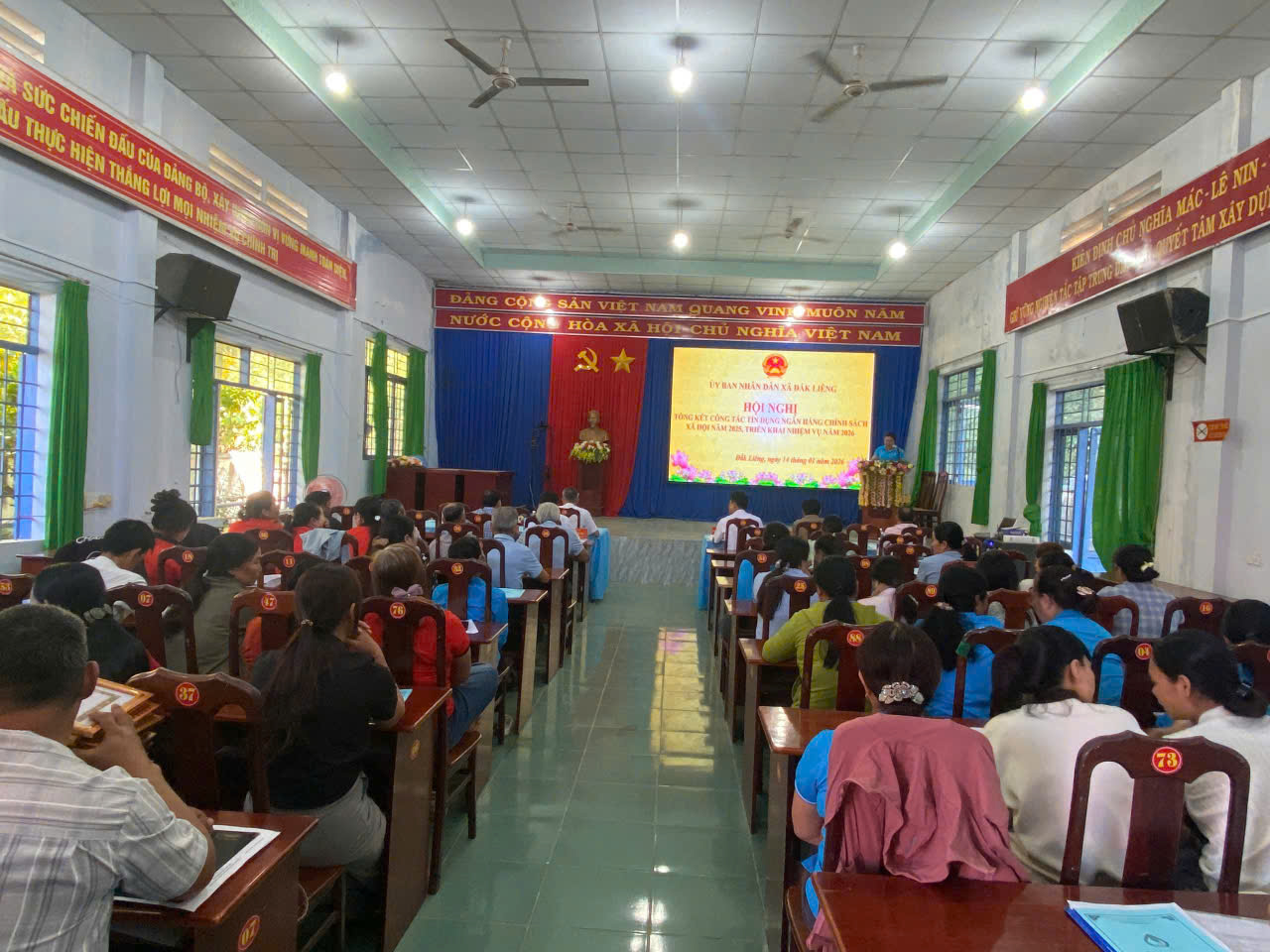 UBND xã Đắk Liêng tổ chức Hội nghị tổng kết công tác uỷ thác cho vay hộ nghèo và các đối tượng chính sách năm 2025, triển khai nhiệm vụ năm 2026